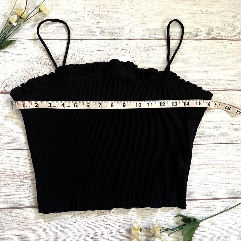 Better Be Ruffle Hem Ribbed Cropped Top - Picture 10 of 12
